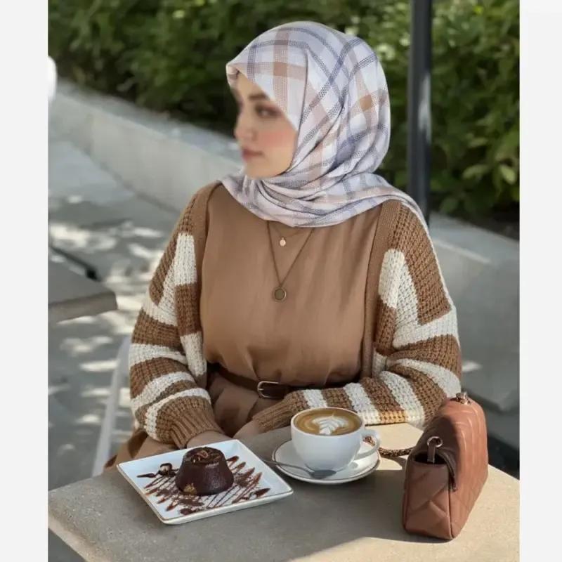 روسری نخی کاستوم طرح آسنات برند سی تو قواره 140 - تصویر 14
