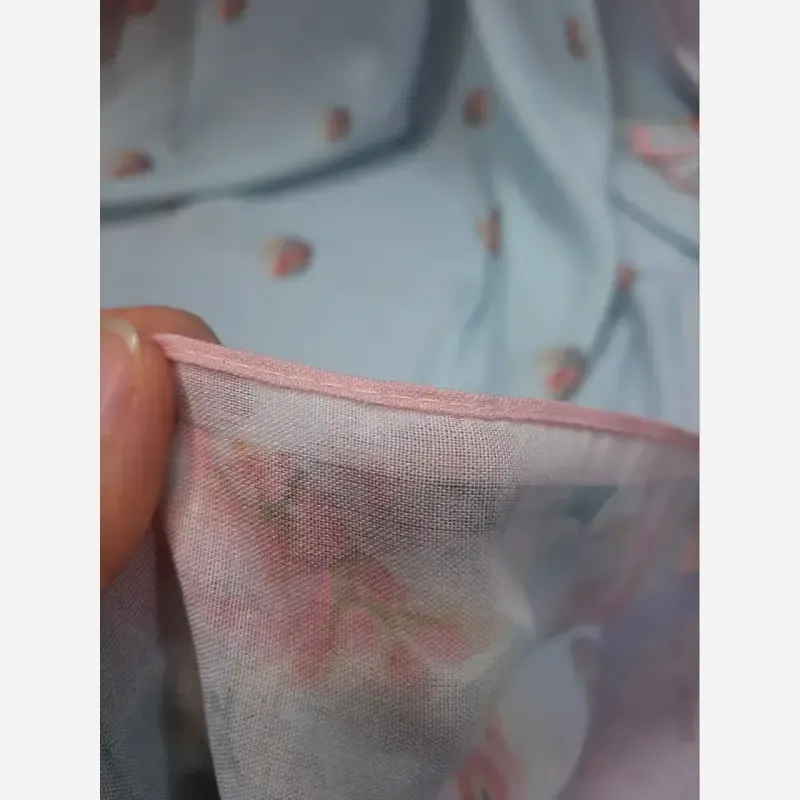 روسری نخ کاستوم طرح تبسم قواره بزرگ 140x140 سیتو صورتی آبی - تصویر 8