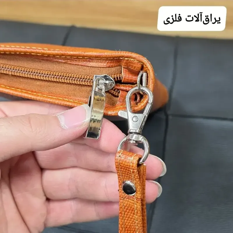 کیف دسته چک چرم طبیعی گاوی مردانه با جای کارت و موبایل - تصویر 16