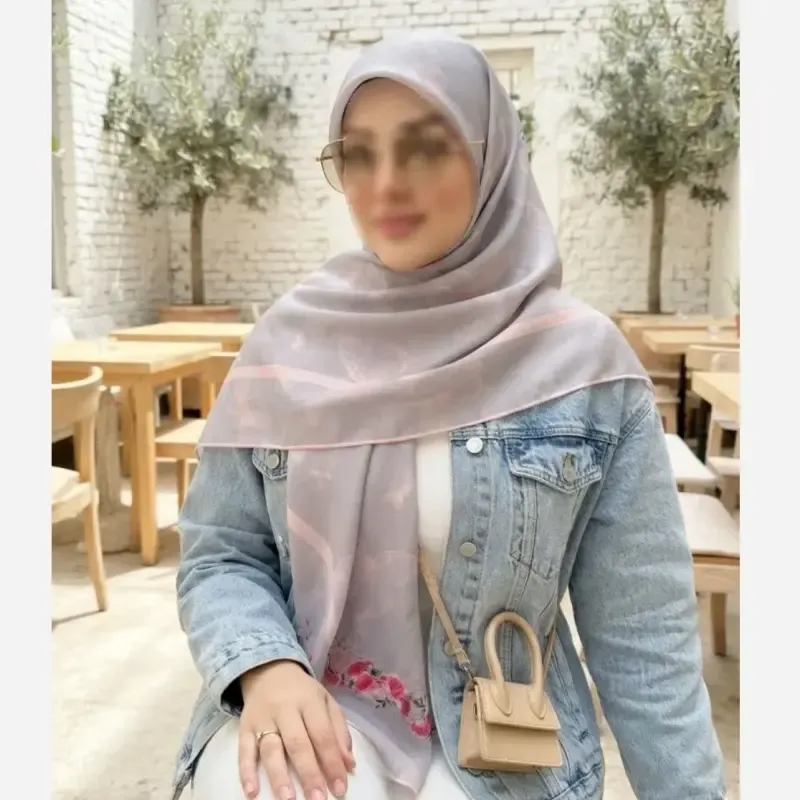 روسری نخ کاستوم مجلسی طرح مشکات پروانه گل رز قواره بزرگ 140 سانتیمتر - تصویر 10