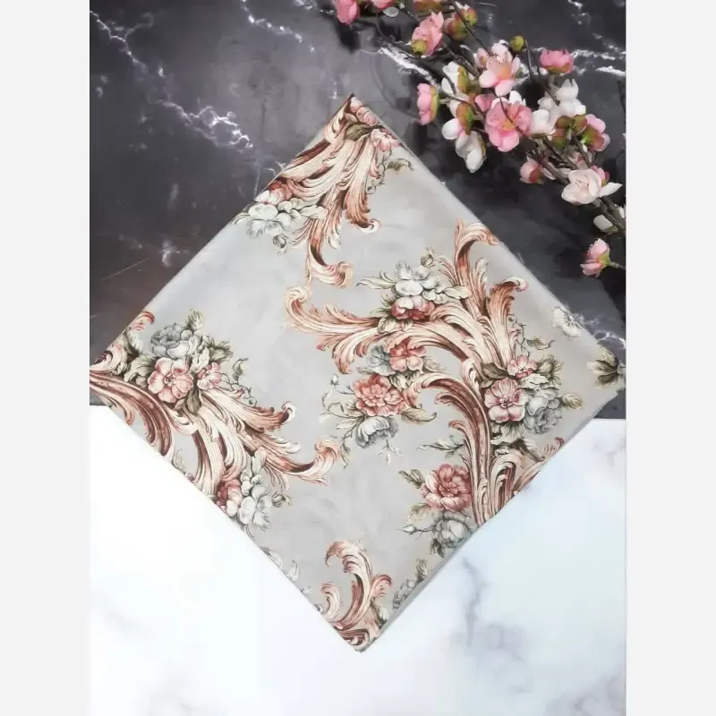 روسری زنانه نخی کاستوم طرح حنا ابعاد 140 در 140 رنگ سیلور طوسی دور دوز - تصویر 10
