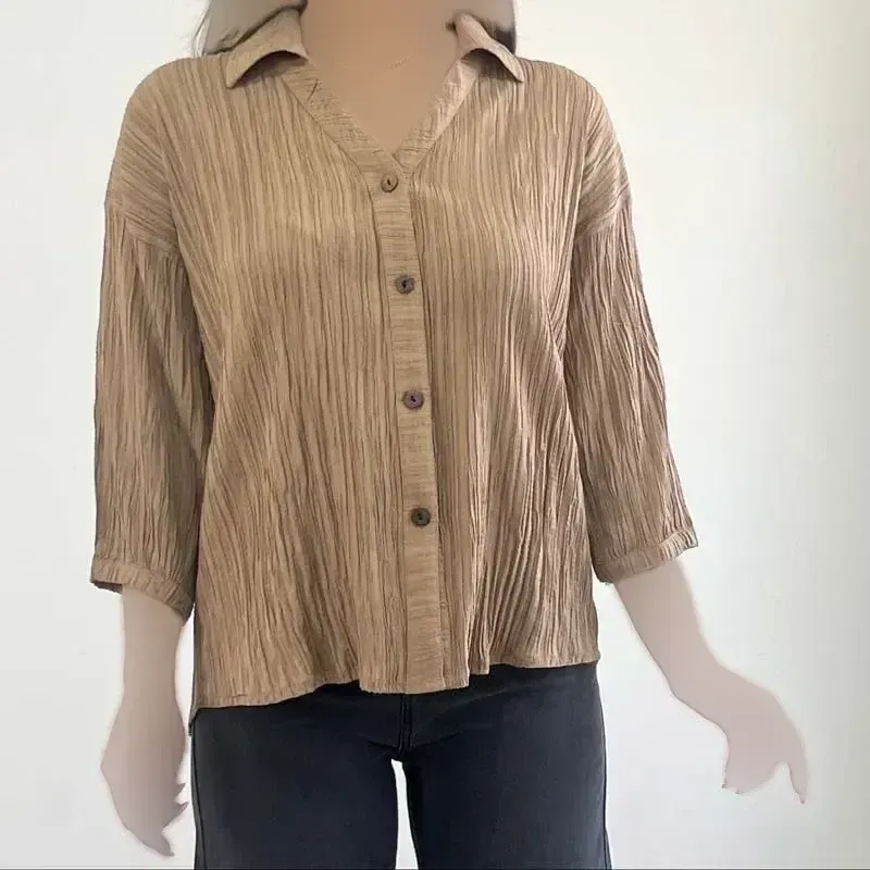 شومیز مانتویی آیوا کد 1370 جنس پارچه آیوا سایز 1 و 2 - تصویر 2