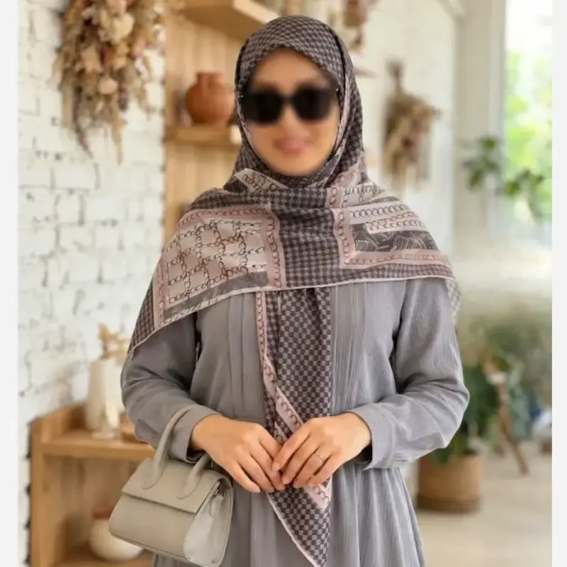 روسری نخ کاستوم طرح منو قواره بزرگ 140 سانتیمتر - تصویر 8