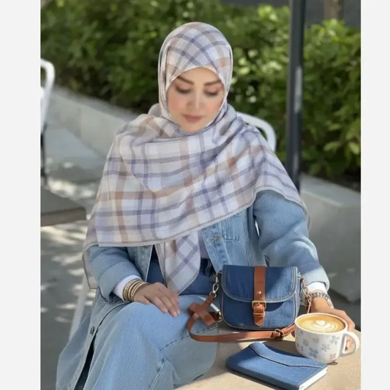 روسری نخی کاستوم طرح آسنات برند سی تو قواره 140 - تصویر 13