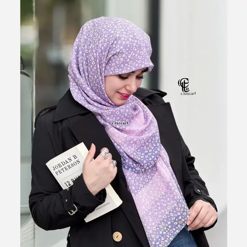 روسری نخ کاستوم طرح صوفیا سایز بزرگ و متوسط سه رنگ کرم هلویی یاسی سبز - تصویر 2