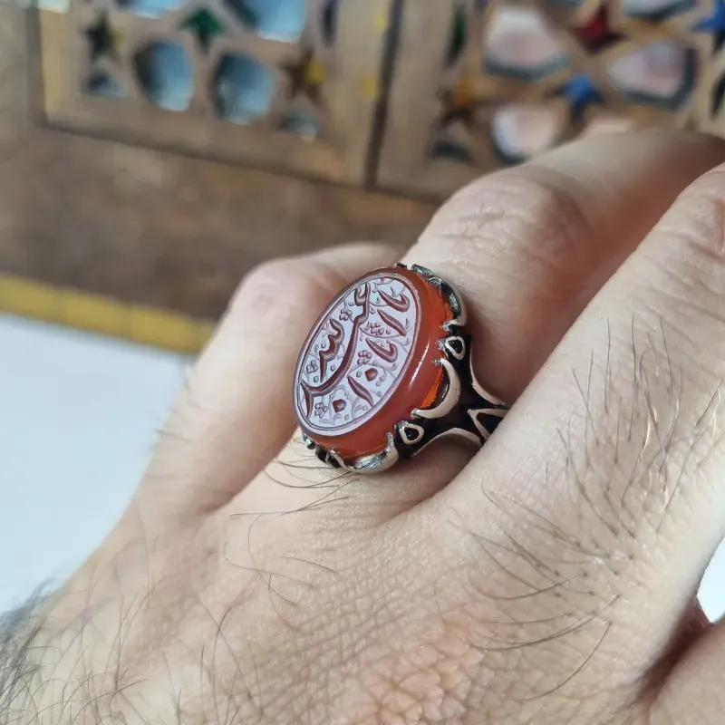 انگشتر مردانه نقره روس با نگین عقیق سرخ حکاکی اباعبدالله - تصویر 2