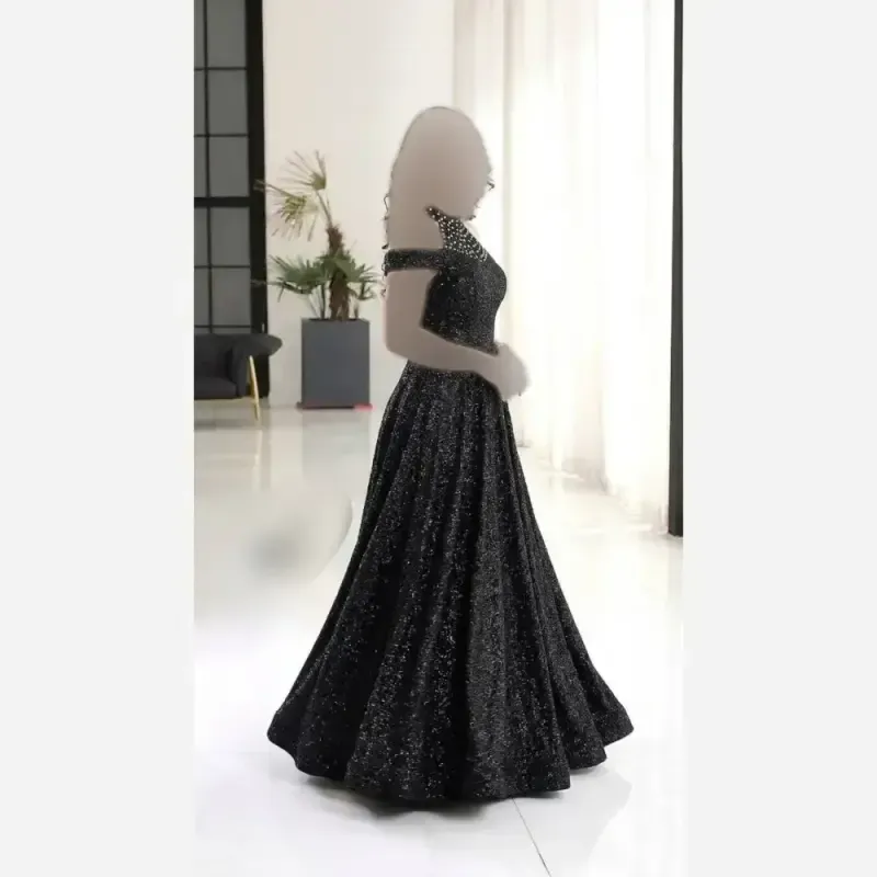 ماکسی مجلسی دانتل چمنی مشکی کاپدار و استردار نگین دوزی شده سایز 38 تا 52 - تصویر 5