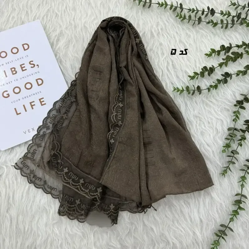 شال حریر سنگشور مزونی طرح Miu Miu ابعاد 180 در 69 سانتیمتر - تصویر 4