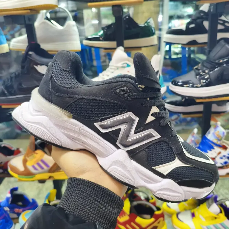 کتونی نیوبالانس 9060 مشکی سایز 42 و 44 - تصویر 7
