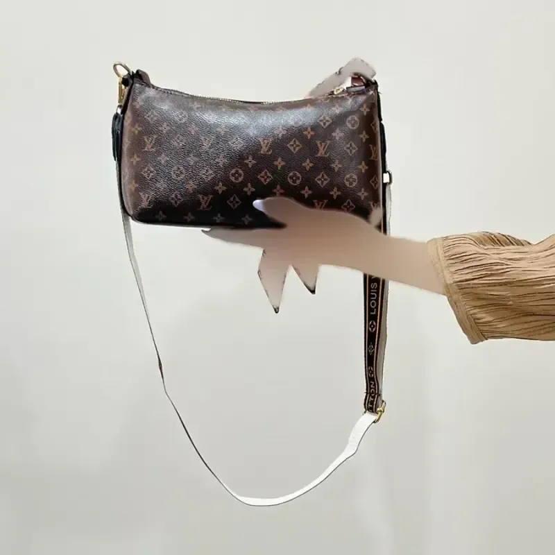 کیف دستی دوشی زنانه طرح دار کد 1419 جنس چرم مصنوعی - تصویر 5