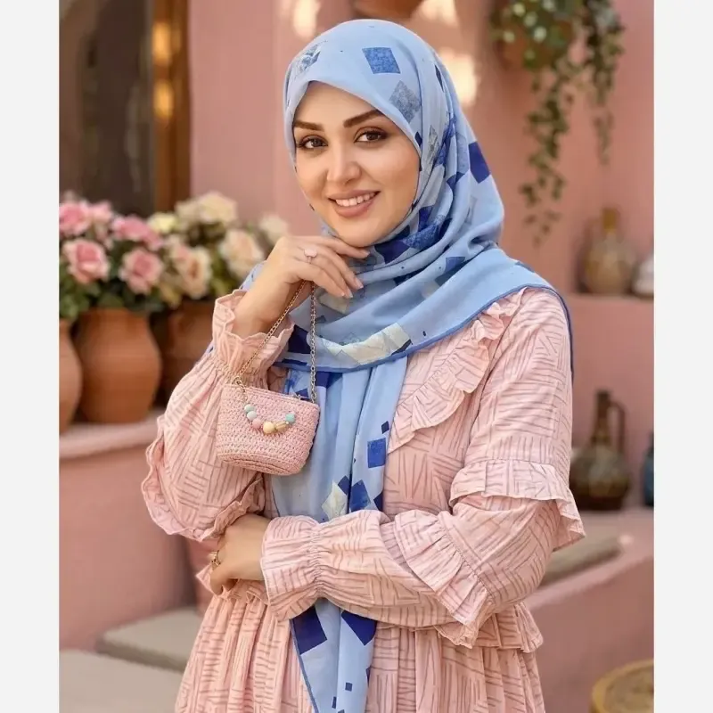 روسری نخ کاستوم طرح باران سایز 140 آبی هندسی اسپرت - تصویر 8