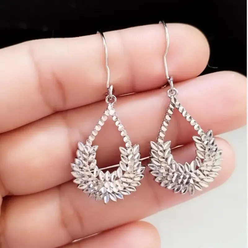 نیم ست نقره زنانه عیار 925 روکش طلا سفید بدون نگین تراشدار - تصویر 3