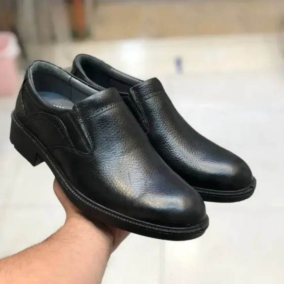 کفش چرم مردانه مجلسی ایپک مشکی رویه چرم طبیعی زیره پیو سبک و مقاوم