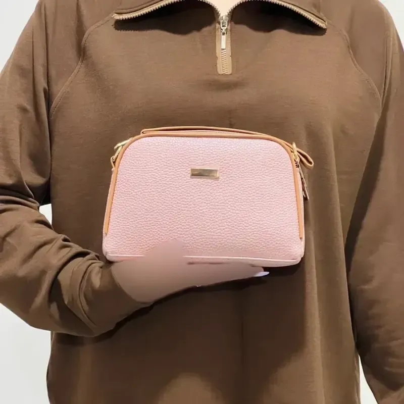 کیف دستی و دوشی زنانه شرانگ مغذی دوزی شده کد1390 - تصویر 10