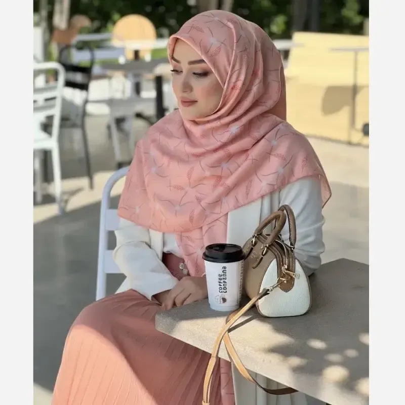 روسری نخ کاستوم قواره دار 140 طرح تارا دور چرخ دوز - تصویر 12