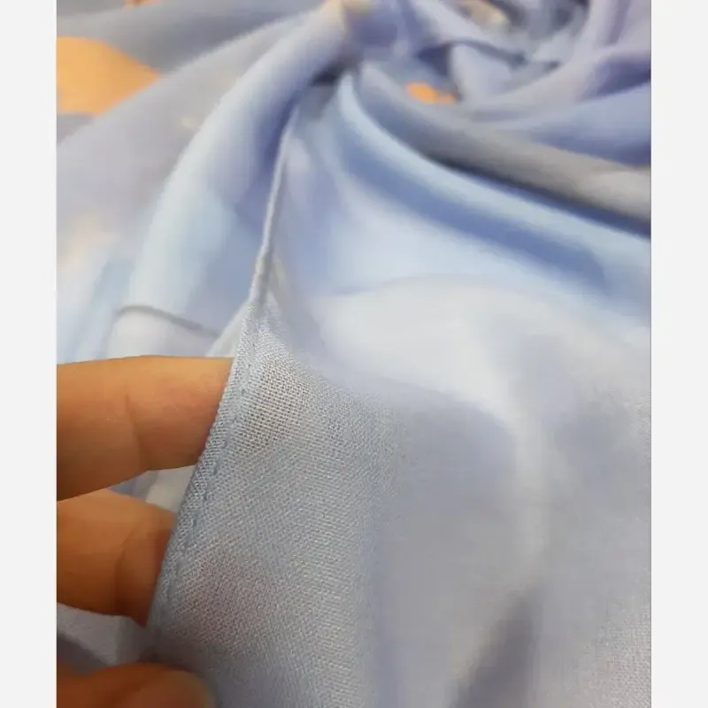 شال نخ کاستوم طرح دلناز آبی عرض 70 طول 2 متر دور چرخ دوز - تصویر 5
