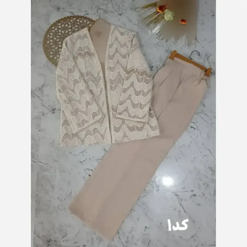 کت و شلوار مجلسی زنانه جنس گیپور دانتل و شلوار مازراتی رنگبندی سایزبندی - تصویر 13