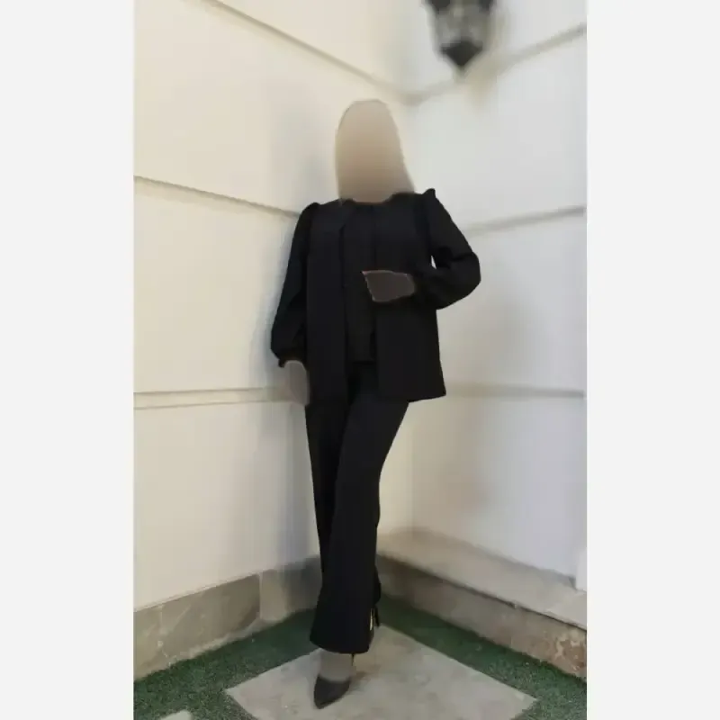 ست سه تکه کت و شلوار و تاپ زنانه طرح ستین پارچه مازراتی رنگ مشکی - تصویر 2