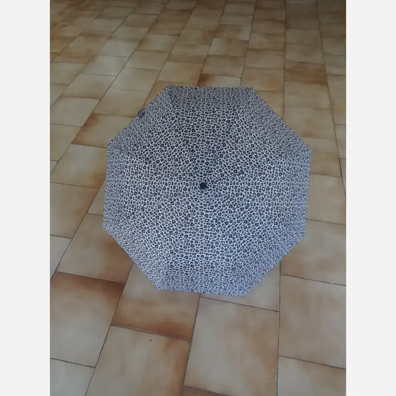 چتر اتوماتیک پلنگی برند RST فنر ضد باد تمام اتوماتیک - تصویر 4