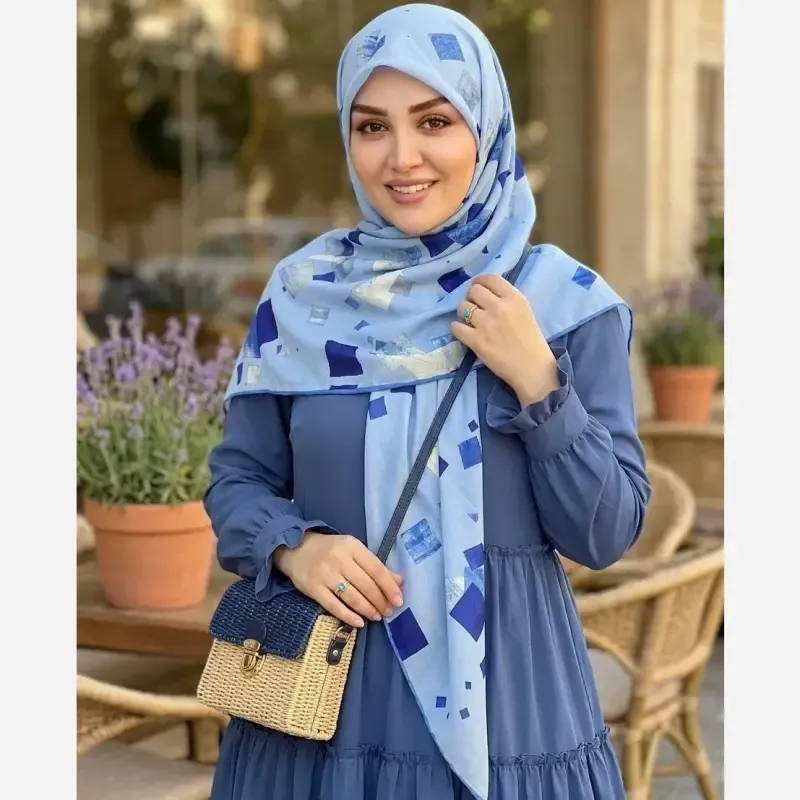 روسری نخ کاستوم طرح باران سایز 140 آبی هندسی اسپرت - تصویر 11
