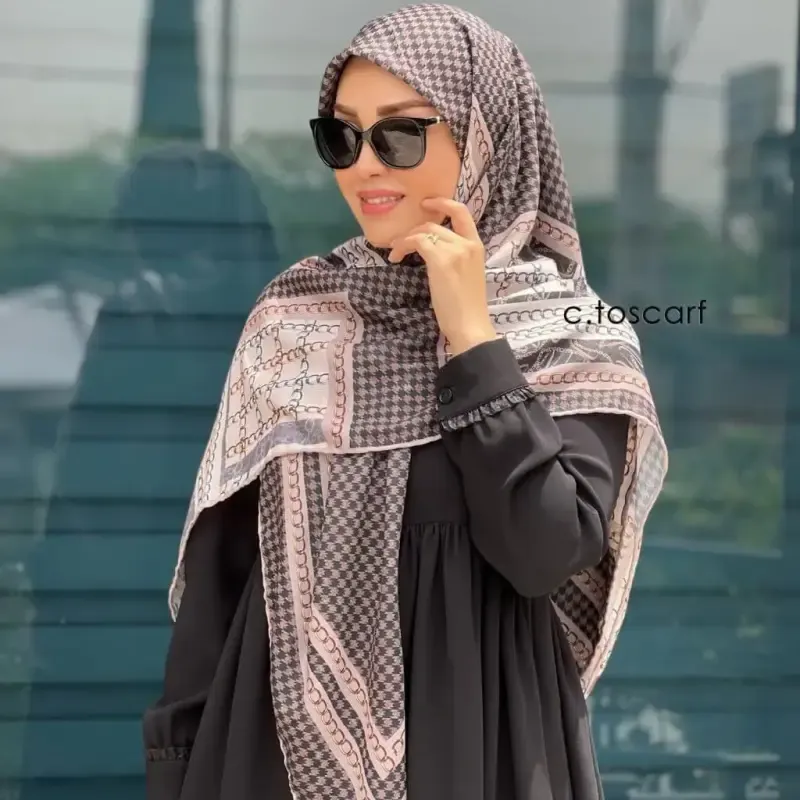 روسری نخ کاستوم طرح منو قواره بزرگ 140 سانتیمتر - تصویر 2