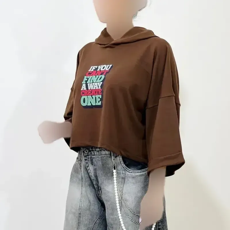 تیشرت کراپ باکسی چاپدار کلاه دار جنس گلکسی - تصویر 6