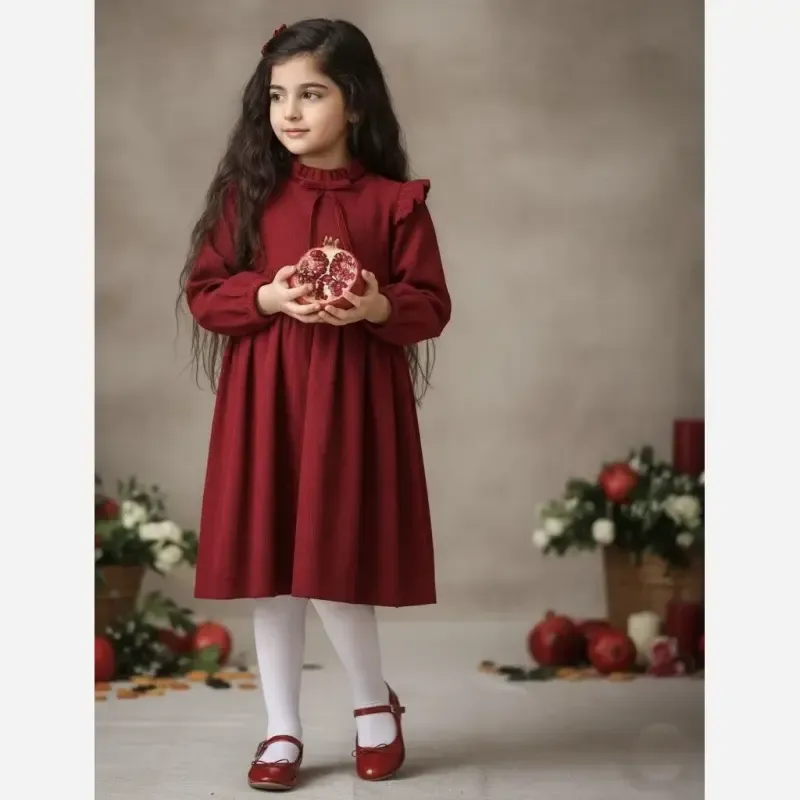 پیراهن دخترانه مخمل کبریتی یلدایی قرمز و کرم مناسب 4 تا 12 سال - تصویر 3