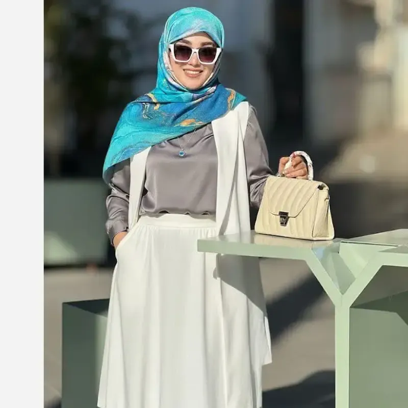 روسری نخی کاستوم طرح اطلس قواره 110 دور دوخت - تصویر 3