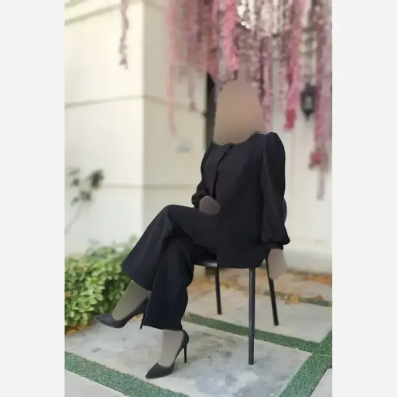 ست سه تکه کت و شلوار و تاپ زنانه طرح ستین پارچه مازراتی رنگ مشکی - تصویر 3