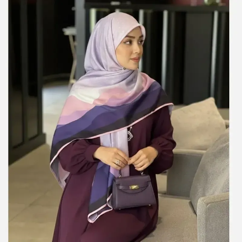 روسری نخ کاستوم طرح یاس قواره بزرگ 140 سانتیمتر چرخ دوز - تصویر 10