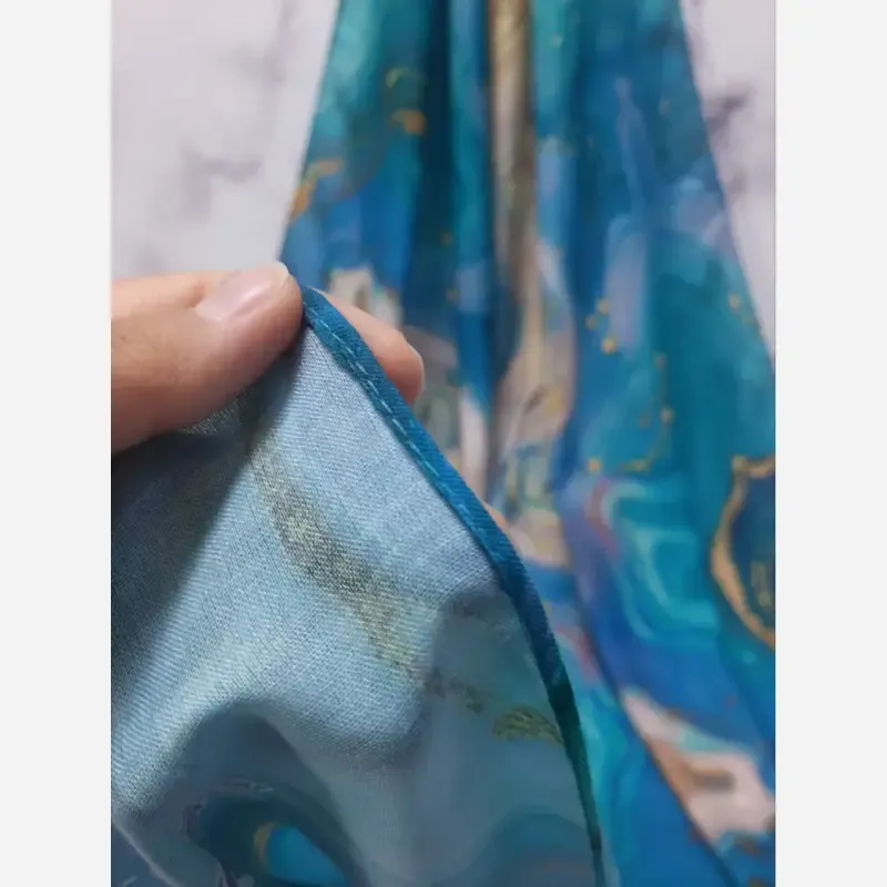 روسری نخ کاستوم طرح اطلس قواره بزرگ دور دوخت مزونی ابعاد 140 در 140 - تصویر 4