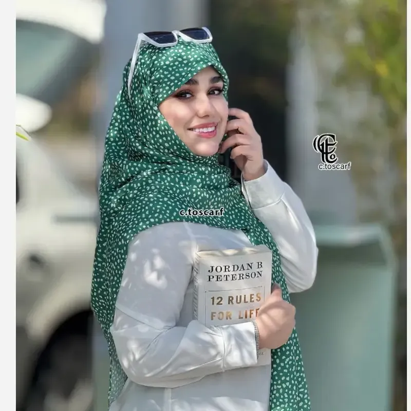 روسری مجلسی طرح سپید قواره 140 نخ کاستوم دور چرخ دوز بدون لیز خوردگی - تصویر 2