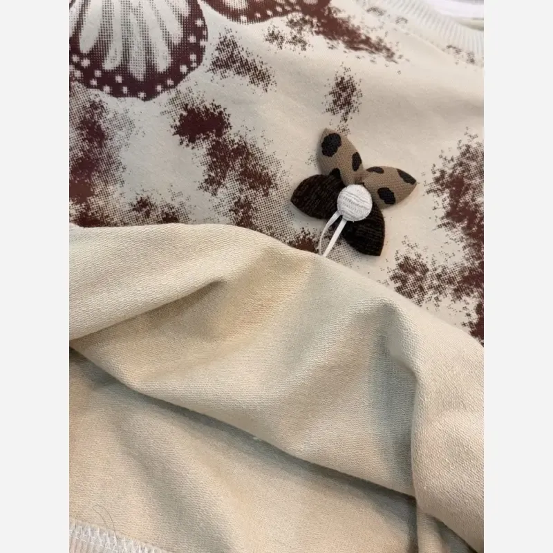 بلوز شلوار دخترانه طرح پروانه جنس دورس دونخ لاکرادار سایز 45 تا 65 رنگ سفید کرم نسکافه ای - تصویر 4
