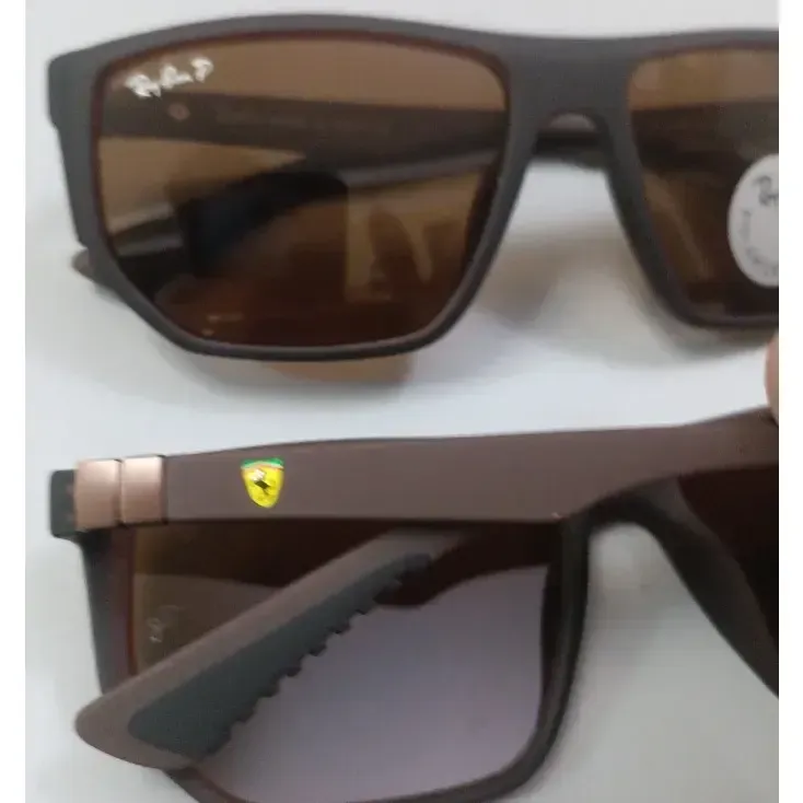 عینک آفتابی پلاریزه ریبن فراری مدل RB8371 فریم مشکی مات - تصویر 9