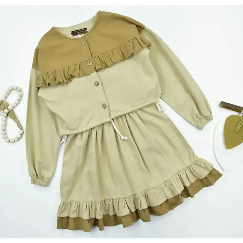 ست سارافون و کت دخترانه کتان مدل پایین چین دار رنگ کرم - تصویر 3