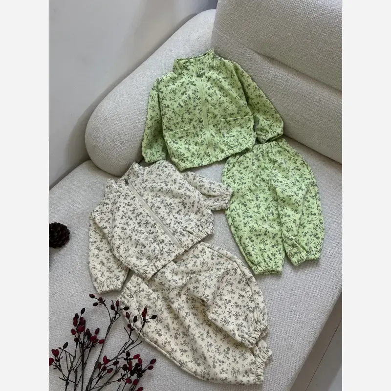 ست سویشرت و شلوار دخترانه دورس وارداتی مناسب 1.5 تا 6 سال - تصویر 7
