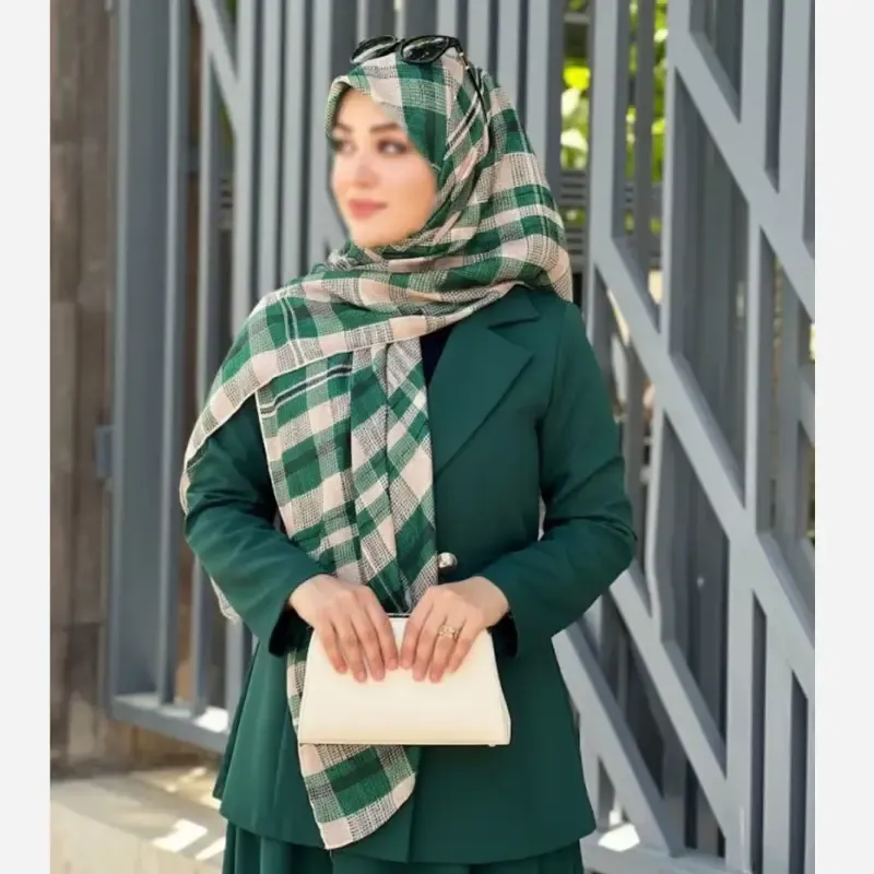 روسری نخی کاستوم طرح آسنات برند سی تو قواره 140 - تصویر 16