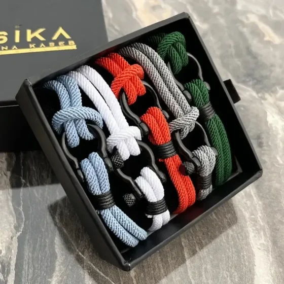 دستبند طنابی مردانه امگا سبز با قفل فلزی مشکی مات