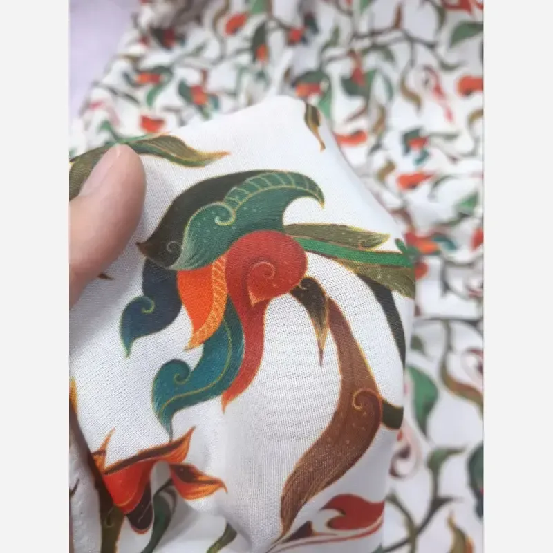 روسری نخ کاستوم طرح حنانه سایز 140 چرخ دوز - تصویر 7