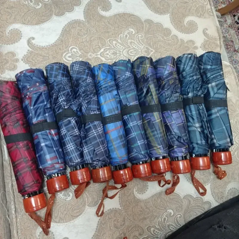 چتر چهار خانه تاشو ضد باد سبک و کمجا پارچه ضد آب مناسب باران و آفتاب زنانه و مردانه - تصویر 6
