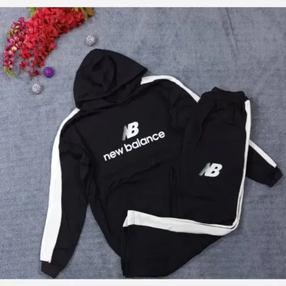 ست هودی و شلوار دورس توکرکی طرح نیوبالانس زنانه