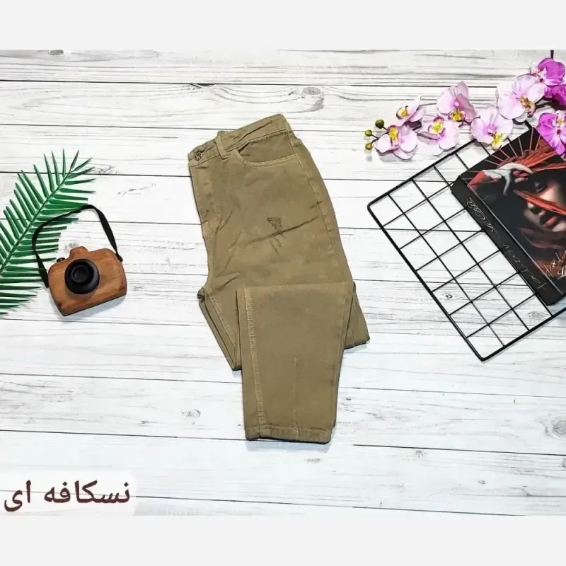 شلوار جین مام فیت زنانه پشت کمر کش رنگی سایز 36 تا 46 - تصویر 7