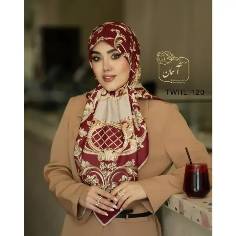 روسری ساتن ابریشم طرح رزیتا قواره 140 دور دوخت مجلسی - تصویر 3