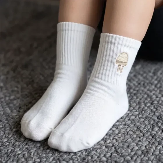 جوراب بچه گانه ساق بلند پنبه ای سفید