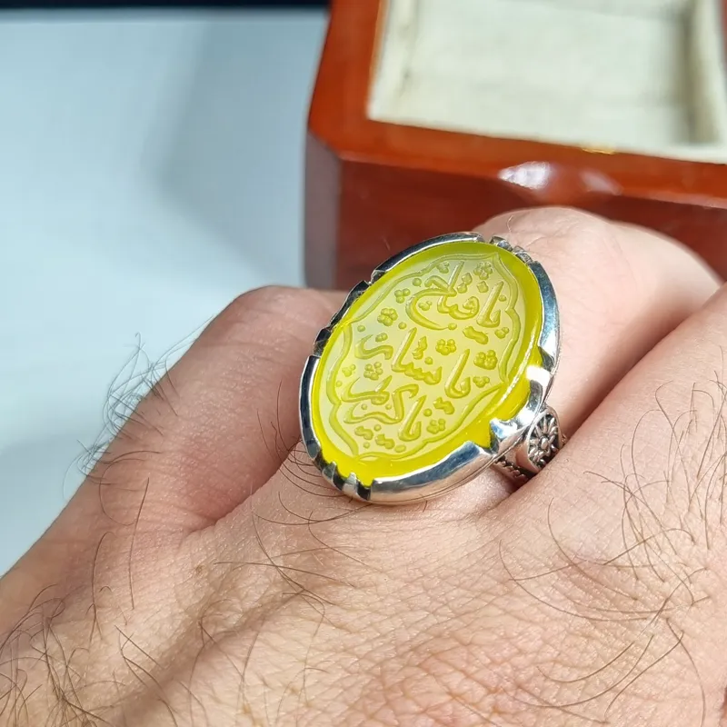 انگشتر نقره مردانه عقیق زرد عیار 925 دست ساز حکاکی استاد فتح - تصویر 3