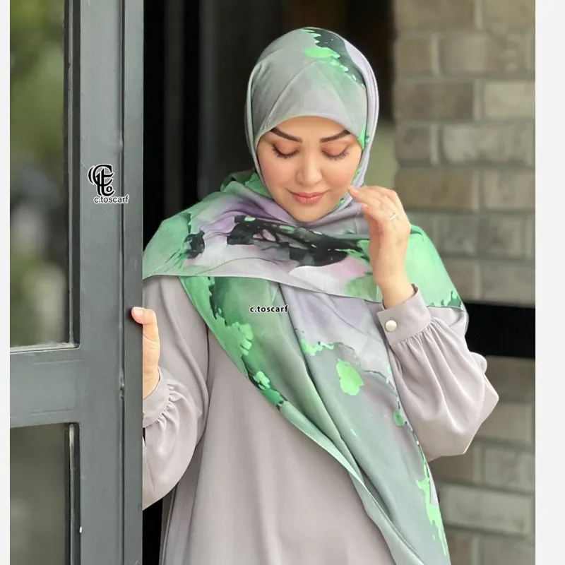 روسری نخ کاستوم طرح هما سایز 140 در 140 - تصویر 6