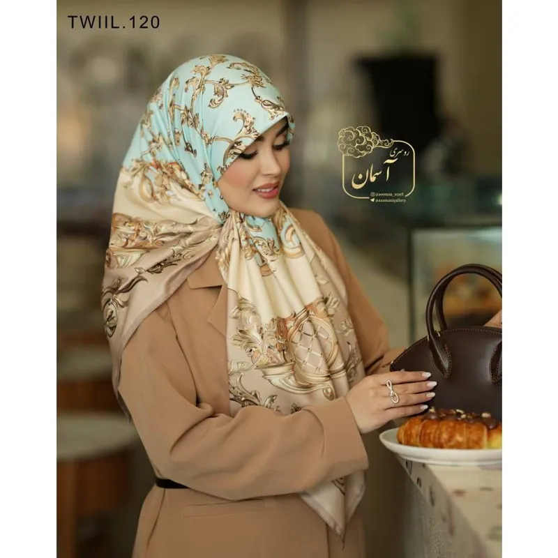 روسری ساتن ابریشم طرح رزیتا قواره 140 دور دوخت مجلسی - تصویر 11
