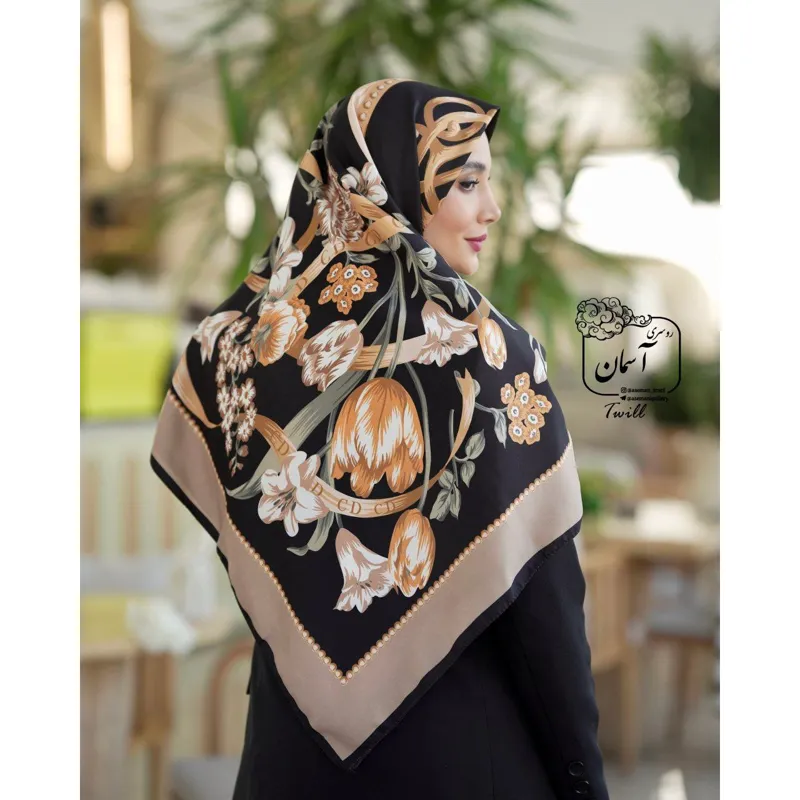 روسری مجلسی ساتن ابریشم طرح ساناز قواره 140 سانتیمتر - تصویر 3